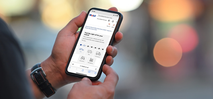 Підбір моторної оливи Mobil за авто на смартфоні